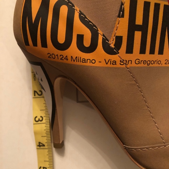 New: MOSCHINO Booties - Picture 8 of 8